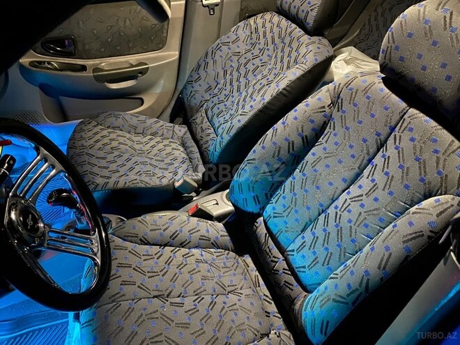 Hyundai Accent-6