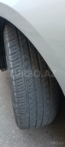 Chevrolet Cruze-17