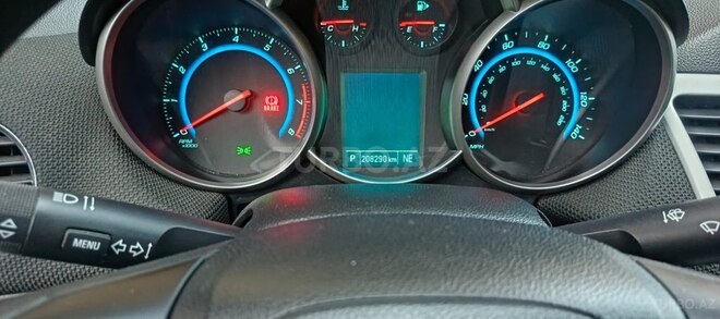 Chevrolet Cruze-7