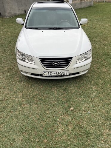 Hyundai Sonata-1