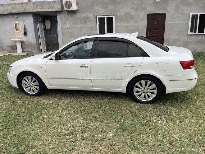 Hyundai Sonata-7