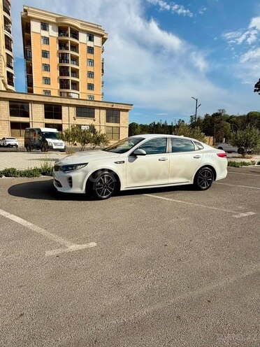 Kia K5-7