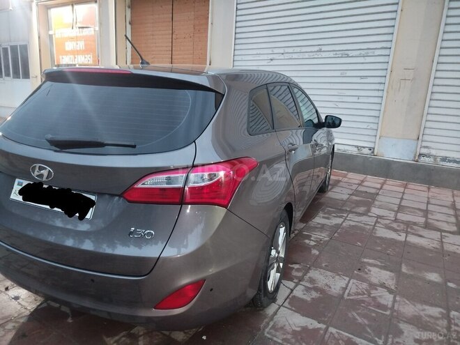 Hyundai i30-8