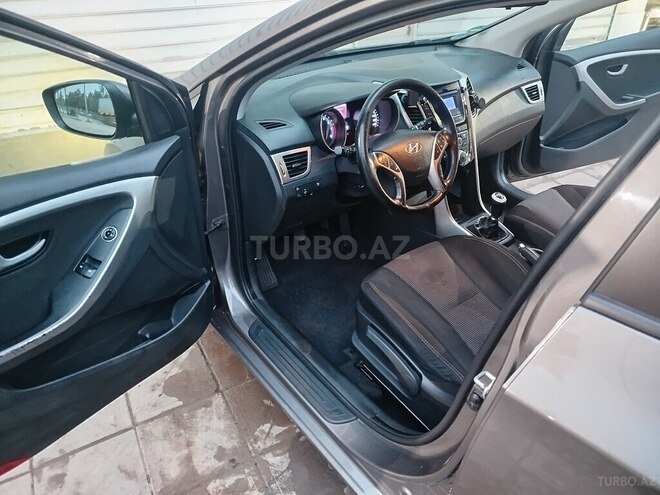 Hyundai i30-12