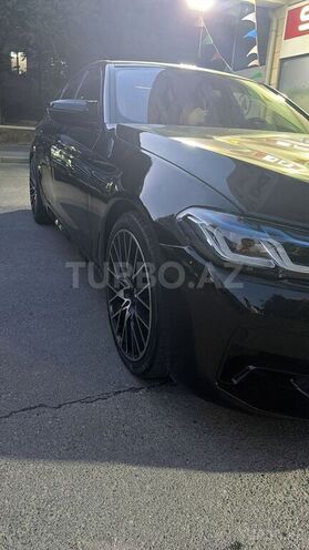 BMW 530-12