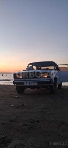 LADA (VAZ) 2107-1