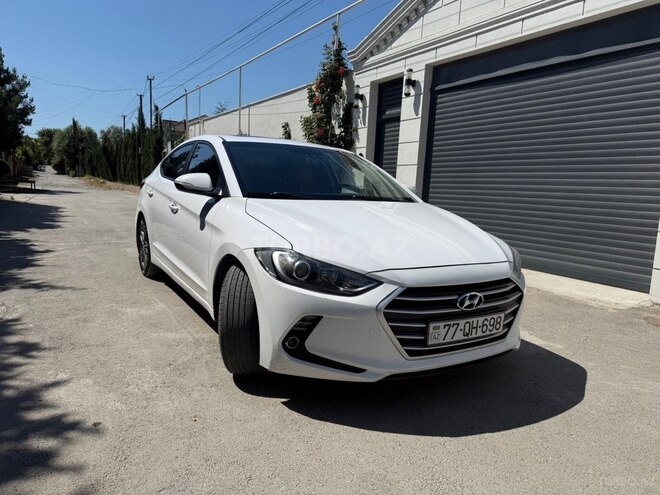 Hyundai Avante-2