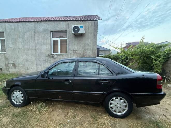 Mercedes C 230-4