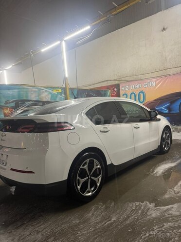 Chevrolet Volt-4