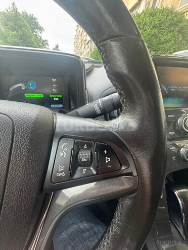 Chevrolet Volt-14