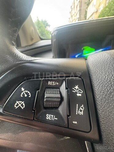 Chevrolet Volt-15