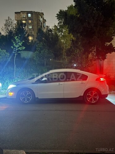 Chevrolet Volt-17