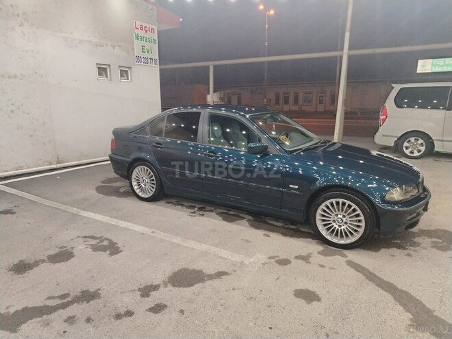 BMW 320-4