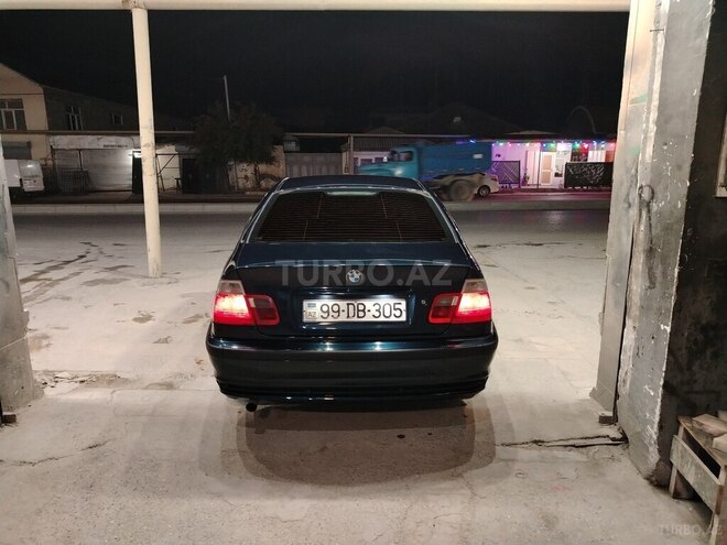 BMW 320-2