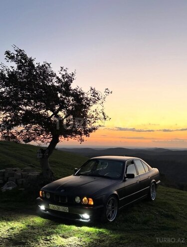 BMW 520-3