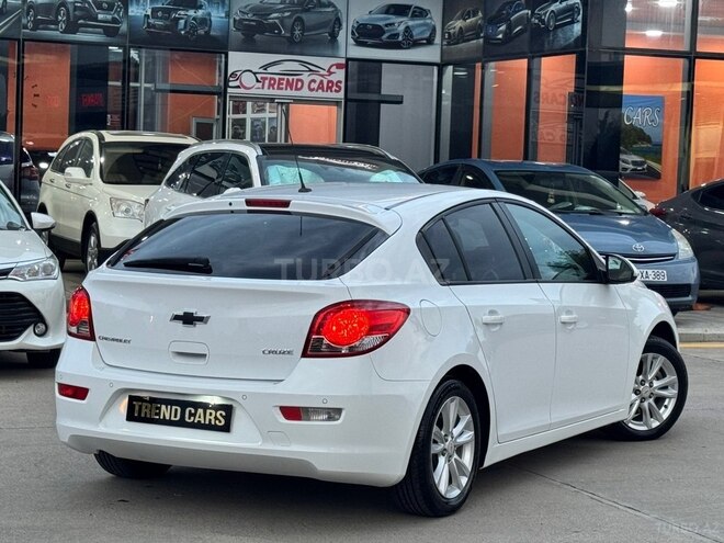 Chevrolet Cruze-9
