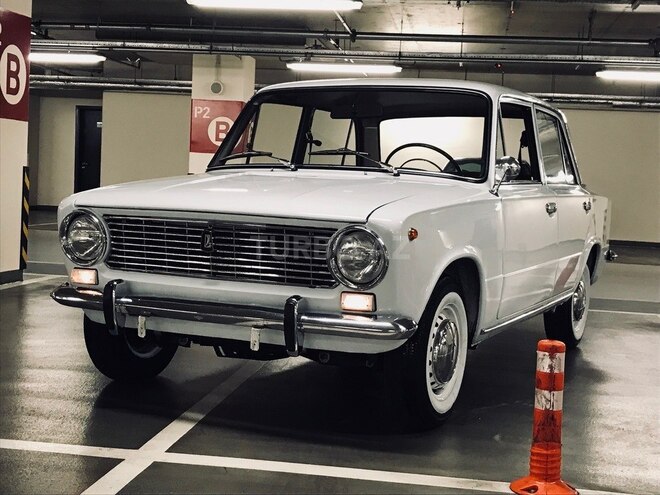 LADA (VAZ) 2101-1