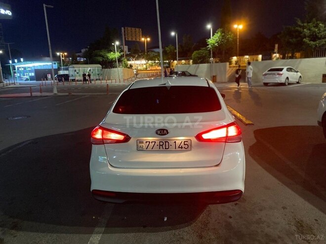 Kia Forte-10