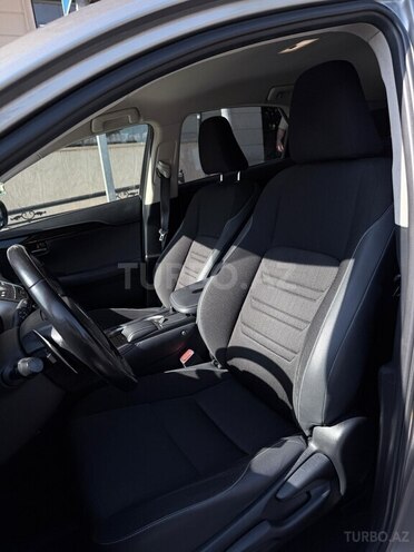 Lexus NX 300-9