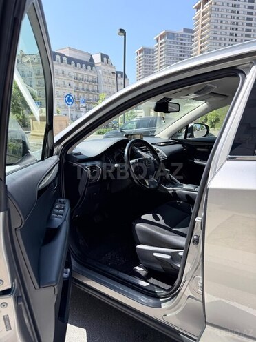 Lexus NX 300-11