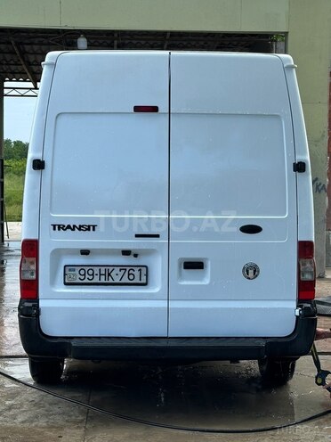 Ford Transit-7