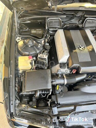 BMW 740-10