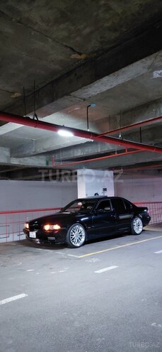 BMW 740-2