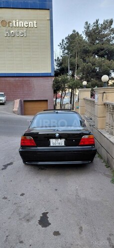 BMW 740-7