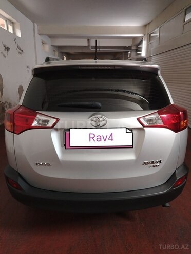 Toyota RAV4-2