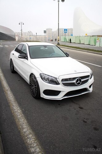 Mercedes C 300-1