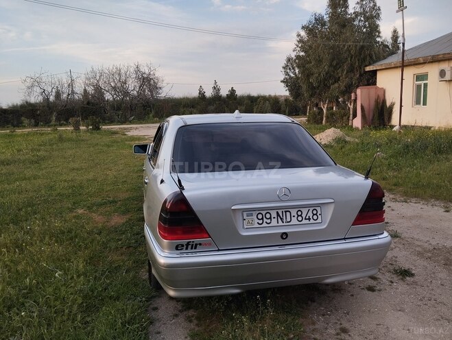 Mercedes C 180-6