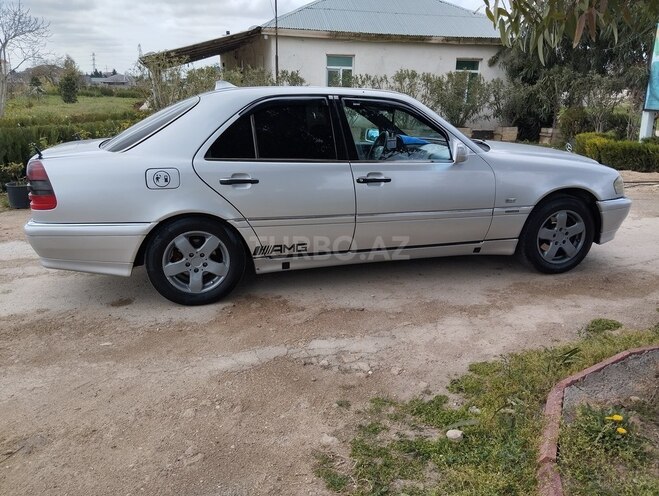 Mercedes C 180-8