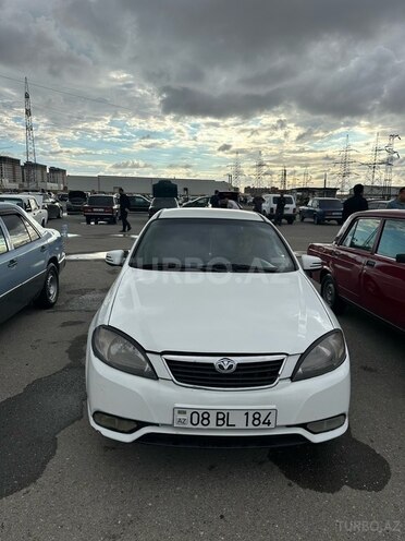 Daewoo Gentra-1
