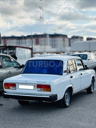 LADA (VAZ) 2107-4