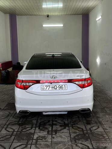 Hyundai Grandeur-2