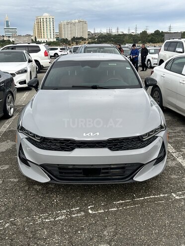 Kia K5-1