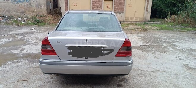 Mercedes C 200-2