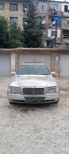 Mercedes C 200-1