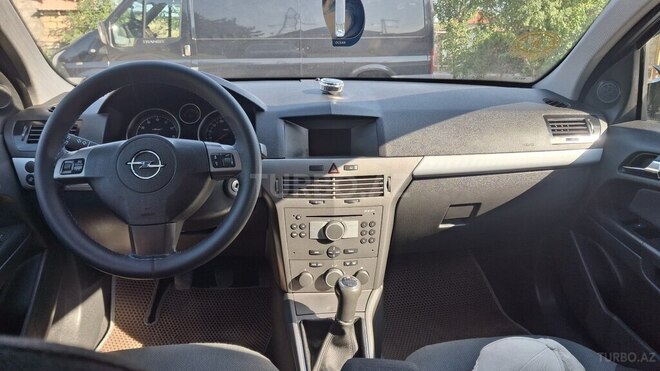 Opel Astra-7