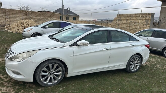 Hyundai Sonata-6