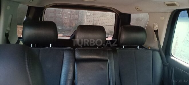 Mercedes ML 270-6
