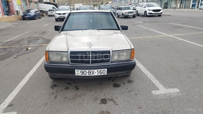 Mercedes 190-7