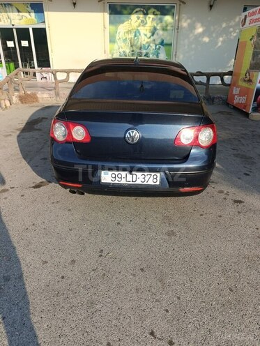 Volkswagen Passat-2
