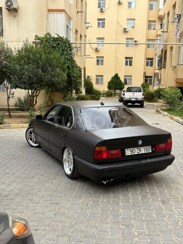 BMW 520-6