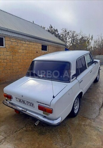 LADA (VAZ) 21011-4