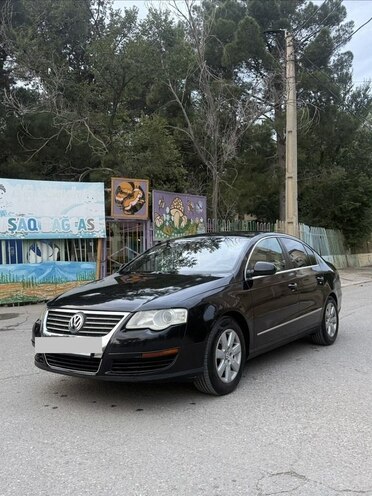 Volkswagen Passat-2