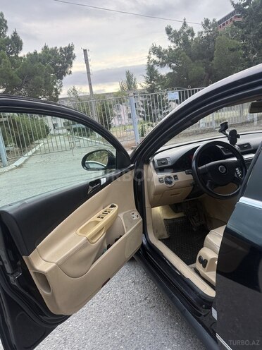 Volkswagen Passat-7