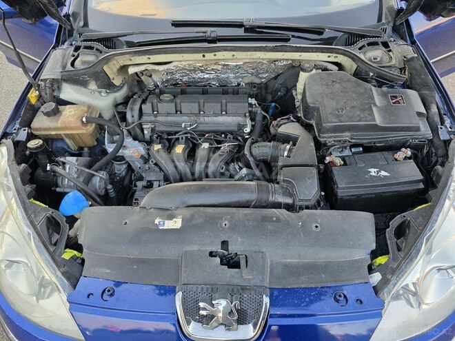 Peugeot 407-8