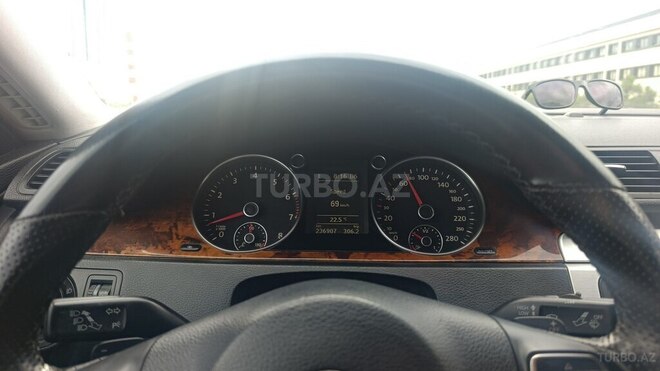 Volkswagen Passat CC-20