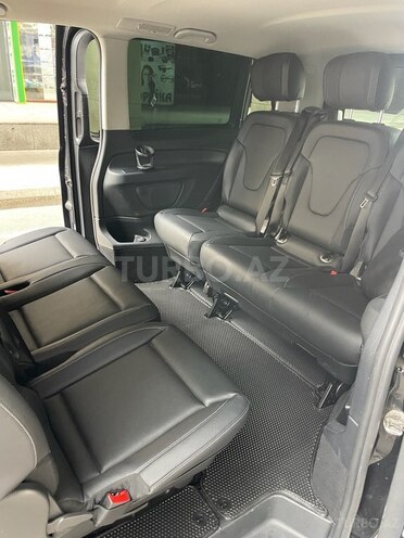 Mercedes Vito 121-3